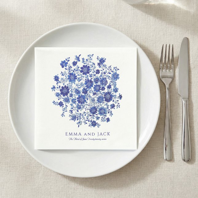 Blue Chinoiserie Bouquet Wedding names and date Napkins (Blue Chinoiserie Bouquet Wedding names and date Napkins)