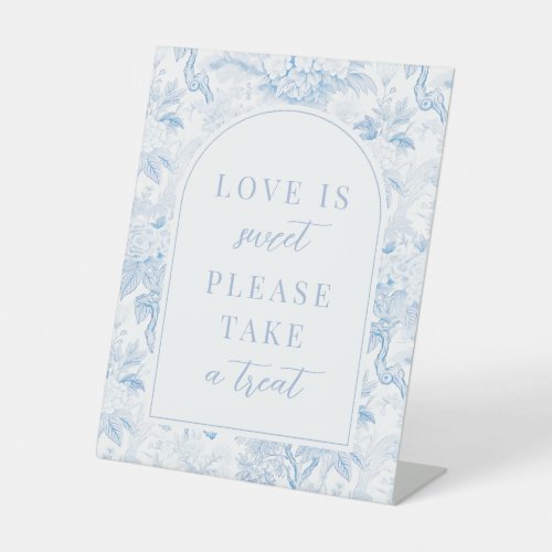 Blue chinoiserie porcelain wedding treat sign
