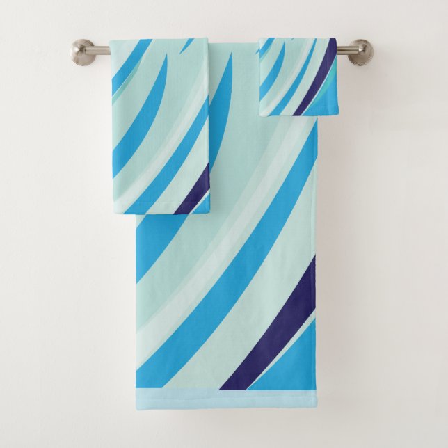 Blue Diagonal Stripe Bath Towel Set (Insitu)