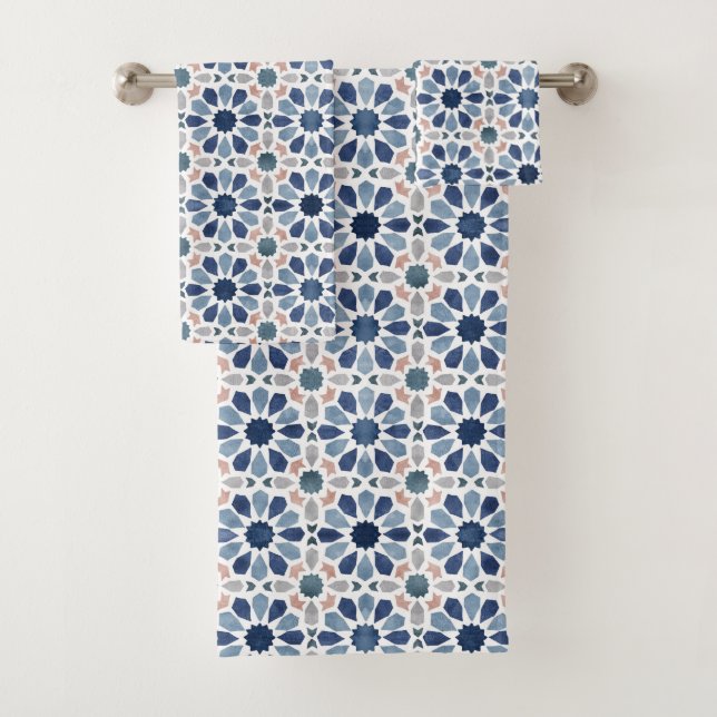 Blue Floral Moroccan Tile Pattern Bath Towel Set (Insitu)