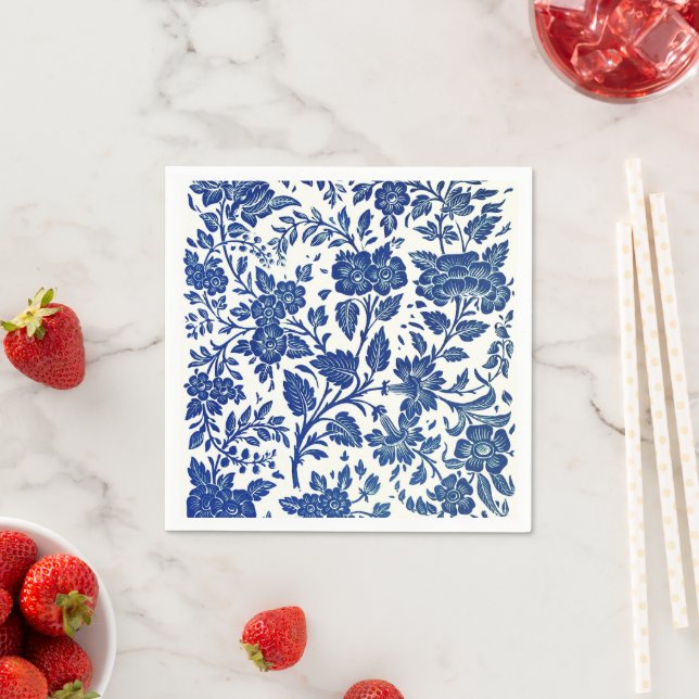 Blue Floral Pattern Napkins (Insitu)