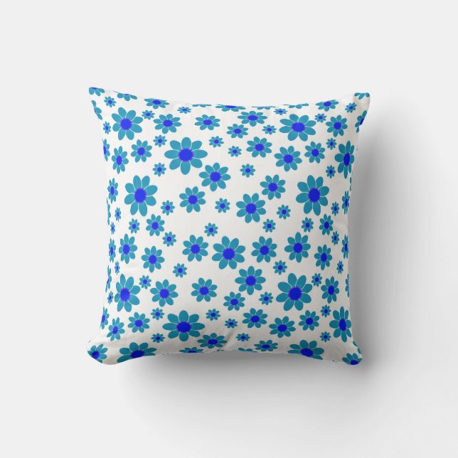 Blue Flower Motif | Daisy Pattern Throw Pillow (Front)