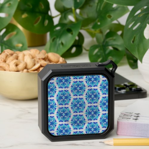 Blue Flowers Pattern Of Flowers Floral Pattern Bluetooth Speaker