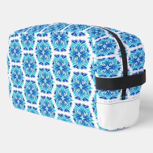 Blue Flowers Pattern Of Flowers Floral Pattern Dopp Kit