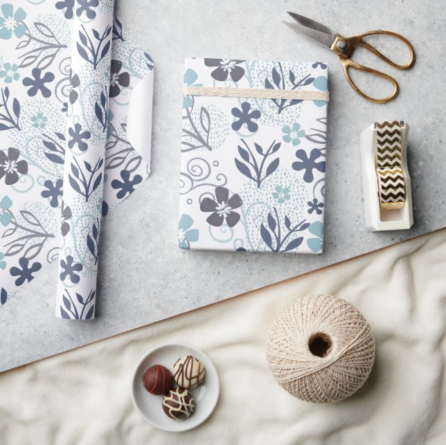 Blue Flowers Pattern Wrapping Paper (Crafts)