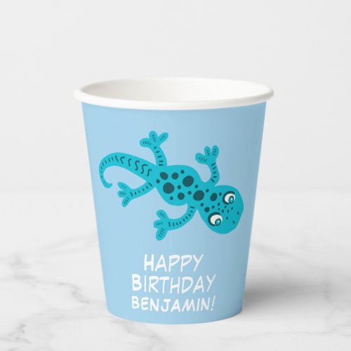 Blue Gecko Lizard Drawing Kids Birthday Paper Cups - Blue Gecko Lizard Drawing Kids Birthday Paper Cups. Gecko birthday paper cups for kids. A cute blue gecko on a blue background. Custom paper cups with a Happy Birthday text and a child`s name - add your name and text. Great for a boy or girl`s birthday party.