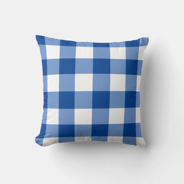 Blue gingham pattern throw pillow (Front)