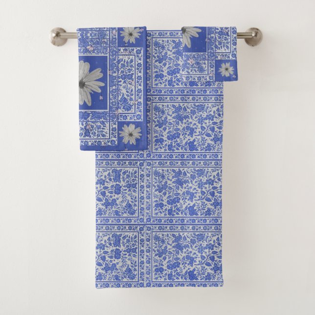 Blue Gray Floral Botanical Daisy Bath Towel Set (Insitu)