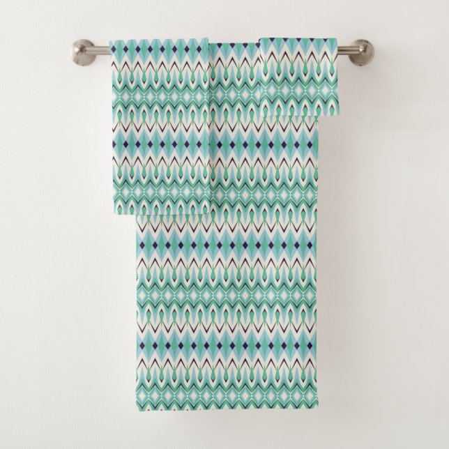 Blue-green geometric diamond print bath towel set (Insitu)