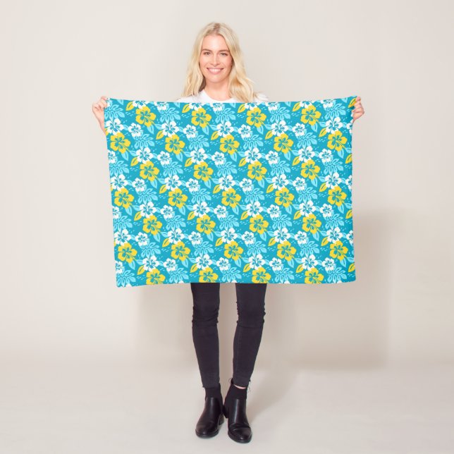 Blue Hawaiian Hibiscus Floral Pattern Fleece Blanket (In Situ)
