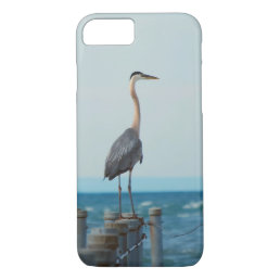 Blue Heron Looking Into The Blue iPhone 8/7 Case