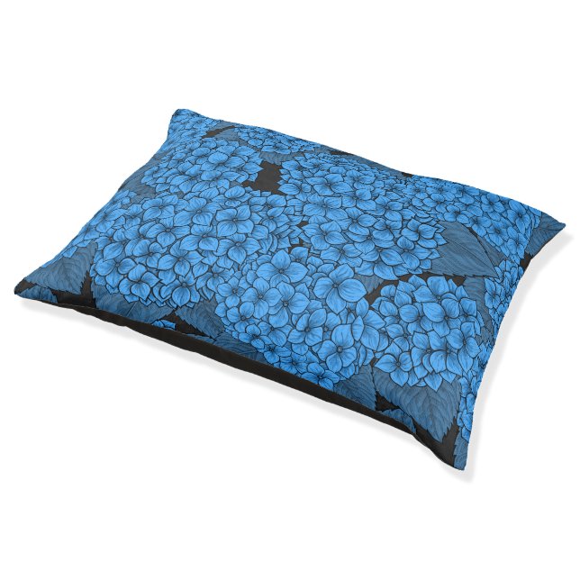 Blue hydrangea pet bed (Angled)