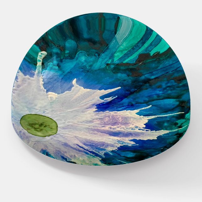 Blue Inked daisy flower paperweight (Angled)