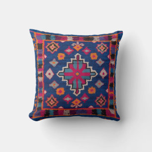 Blue Kilim Pillows UK: Classic Craftsmanship