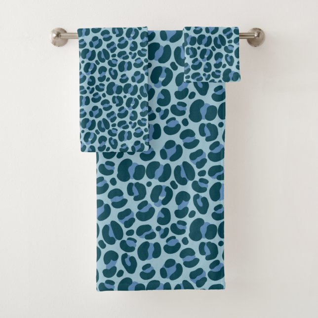 Blue Leopard Print Bath Towel Set (Insitu)