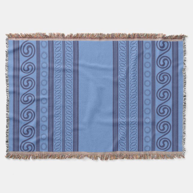 Blue mycenaen pattern throw blanket (Front)