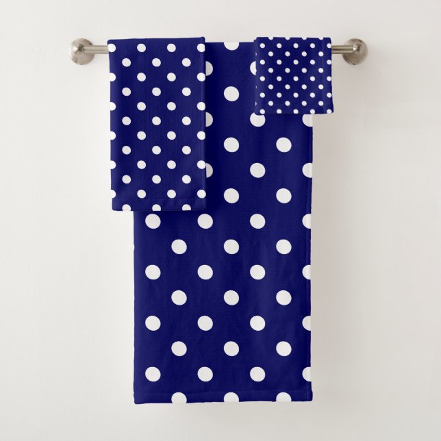 Blue Polka Dot Bath Towel Set (Insitu)