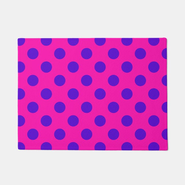 Blue polka dots on fuchsia doormat (Front)