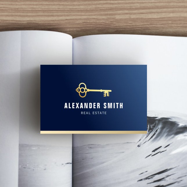 blue professional real estate realtor business card (Creator Uploaded)