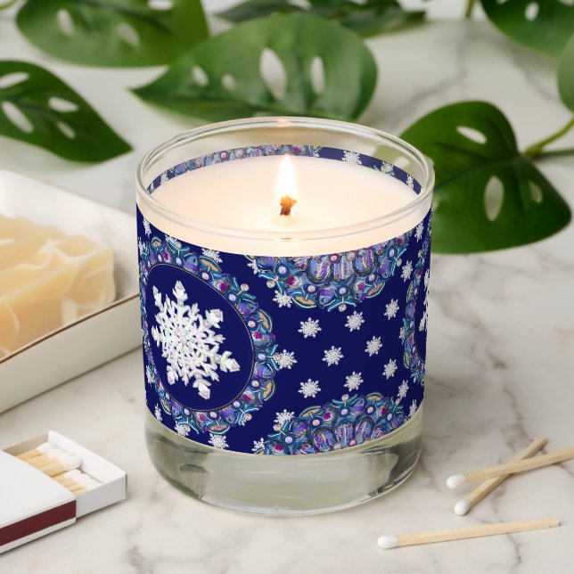 Blue rosace & snowflake scented candle (Lit)