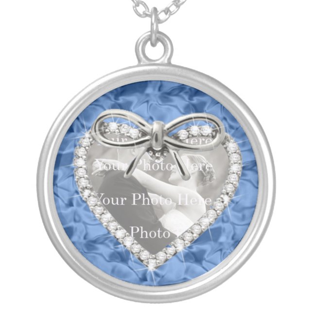 Blue Round Diamond Heart Frame Necklace (Front)