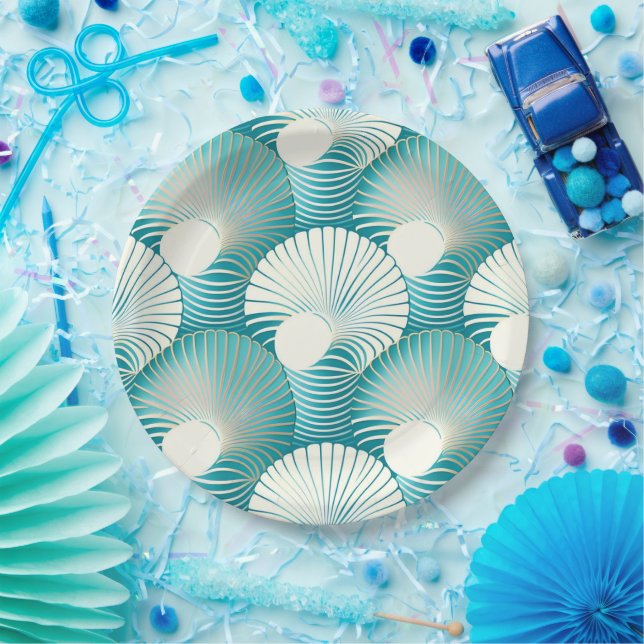 Blue sea shell pattern paper plates (Party)