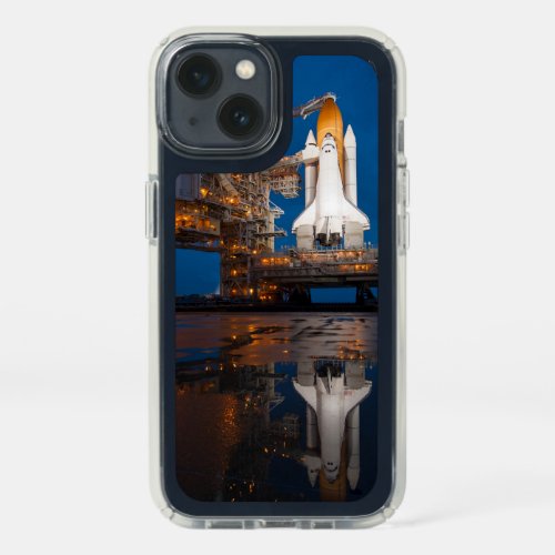 Blue Sky for Space Shuttle Atlantis Launch Speck iPhone 13 Case