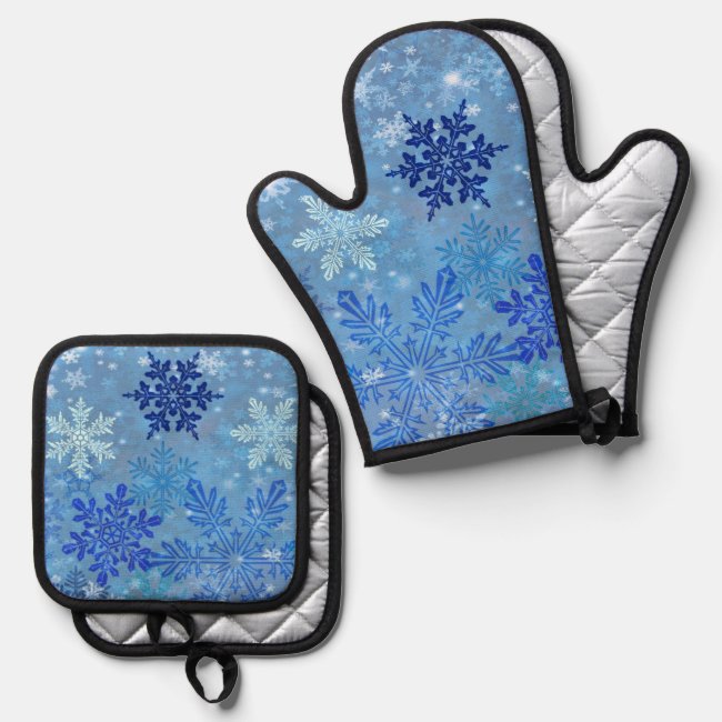 Blue Snowflakes Oven Mitt & Pot Holder Set