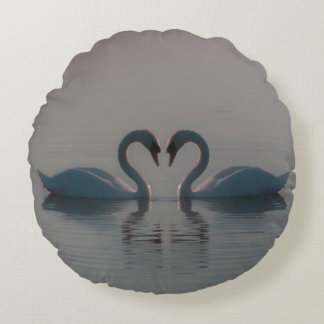 Blue Swans Must Be Love Round Pillow