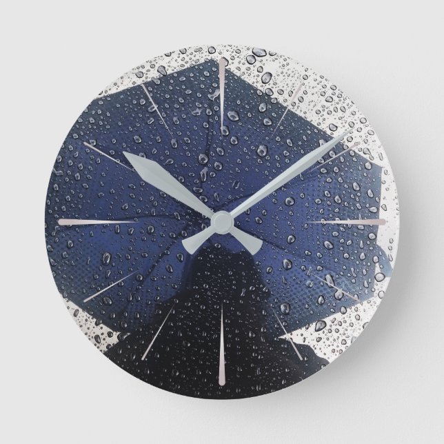 Blue umbrella round clock (Front)