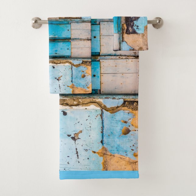 Blue wall and door bath towel set (Insitu)