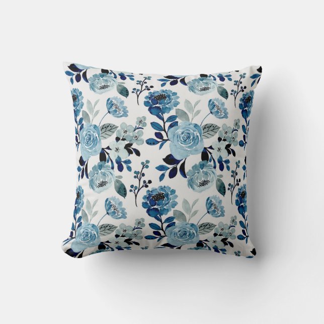 Blue watercolor floral pattern throw pillow (Front)