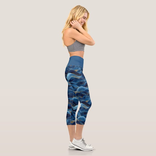Blue Wave Pattern Stylish Yoga Activewear Capri Leggings (Right)