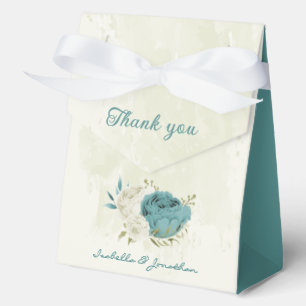 blue white flowers greenery wedding favor boxes