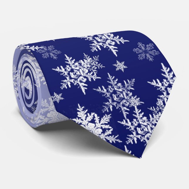 Blue White Snowflake Men's Tie (Rolled)