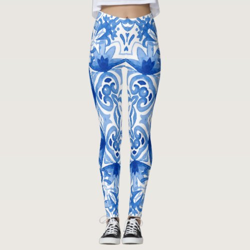 Blue white tile watercolor seamless pattern leggings