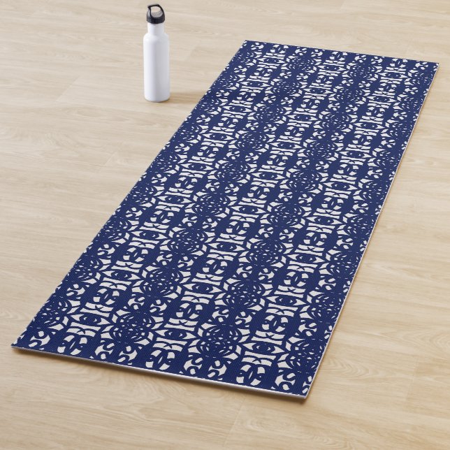 Blue & White Unique Abstract Pattern Yoga Mat (In Situ)