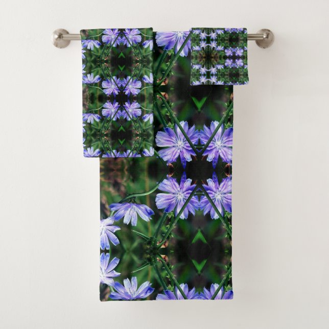 Blue Wild Chicory Flowers Pattern     Bath Towel Set (Insitu)