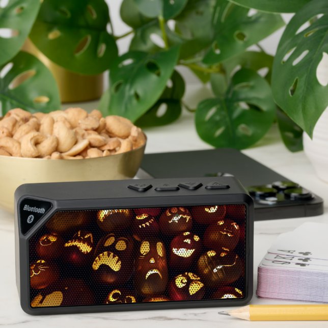 Bluetooth Speaker - Jack-o-lanterns (Insitu(Table))