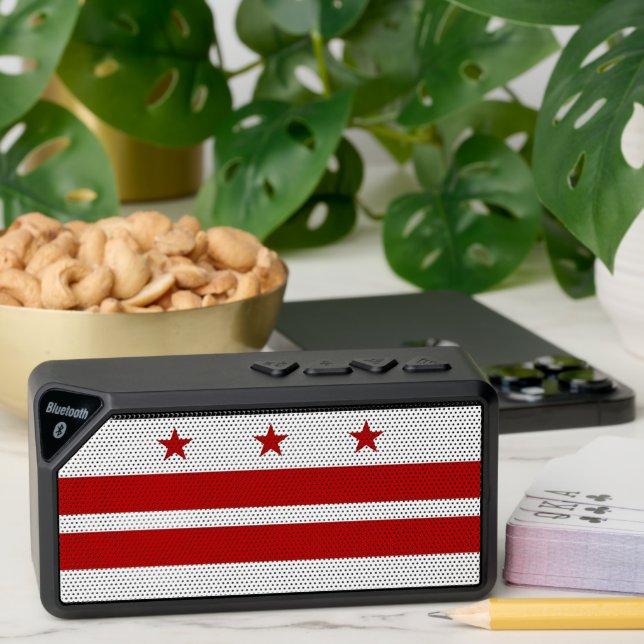Bluetooth speakers with flag of Washington DC (Insitu(Table))