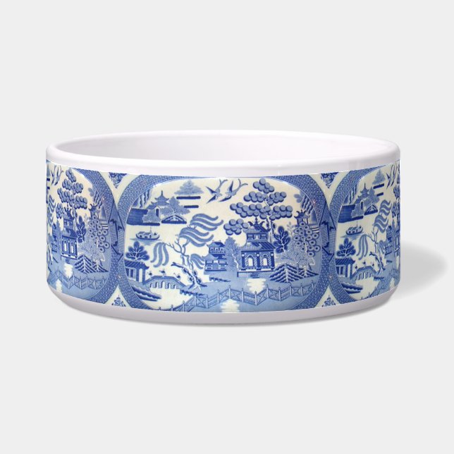 BlueWillow Dog Bowl will charm your dog (Front)