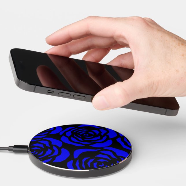 bluey wireless charger  (Hand)