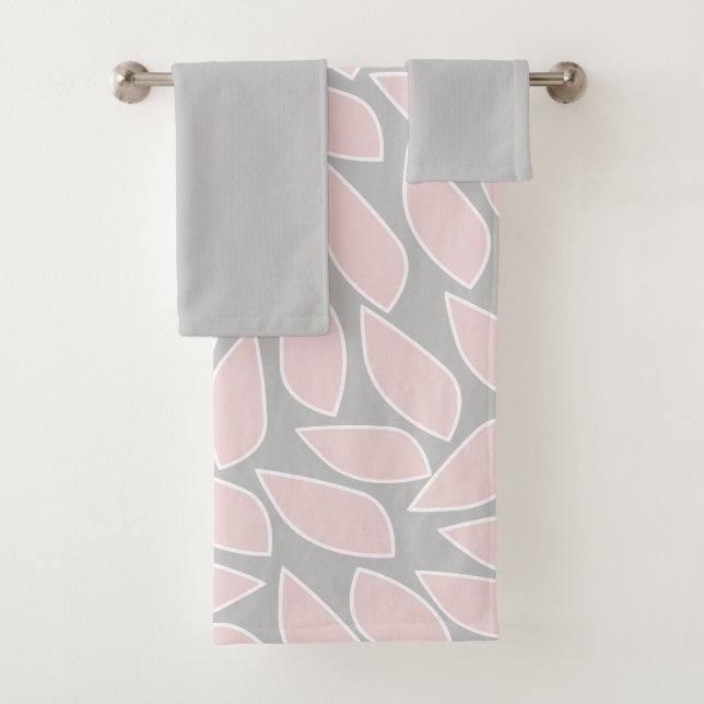 Blush and Grey Abstract Leaves Bath Towel Set (Insitu)