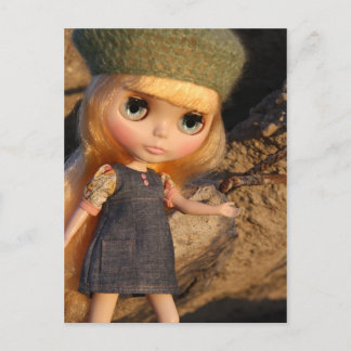 Blythe gold postcard