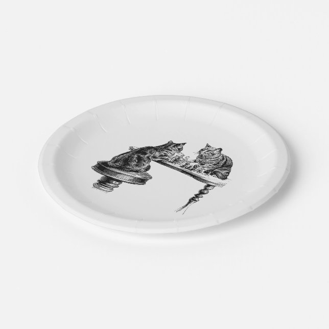 Board Games: Two Cats playing a Chess Match Paper Plates (Angled)
