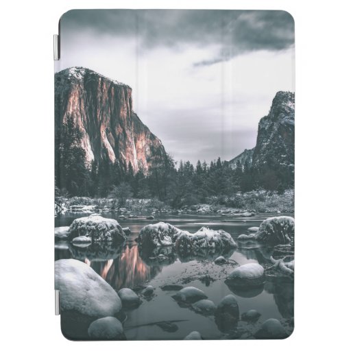 BODY OF WATER AND MOUNTAINS iPad AIR COVER