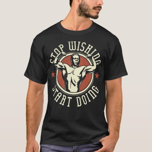 Bodybuilder in heroic pose 1 T_Shirt