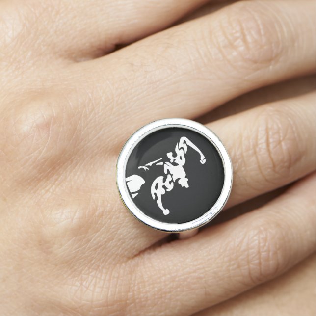 Bodybuilding Ring (In Situ)