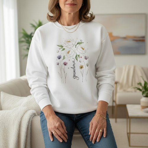 Boho Floral Grandma White Flower Mother’s Day Gift Sweatshirt