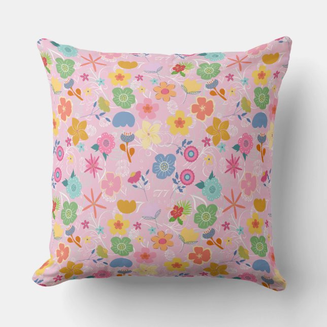 Boho Flowers Pattern B01.w LPink BG Throw Pillow (Front)